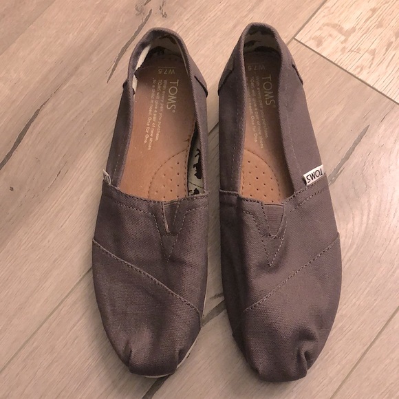 Tom’s Gray Slip On Canvas Shoes